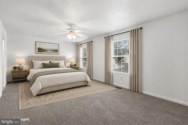 123 FAIRFAX DR, Stephens City, VA 22655