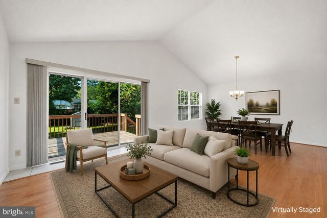 123 FAIRFAX DR, Stephens City, VA 22655