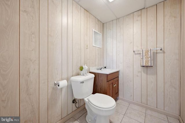 123 FAIRFAX DR, Stephens City, VA 22655