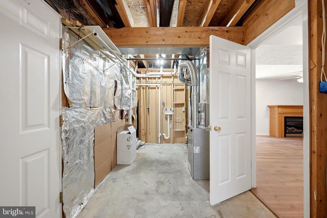 123 FAIRFAX DR, Stephens City, VA 22655
