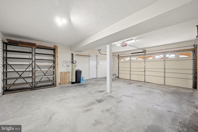 123 FAIRFAX DR, Stephens City, VA 22655