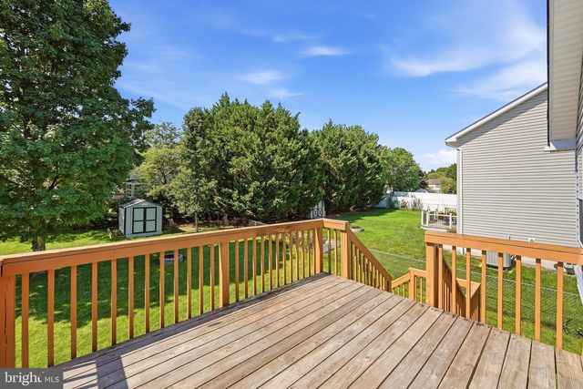 123 FAIRFAX DR, Stephens City, VA 22655