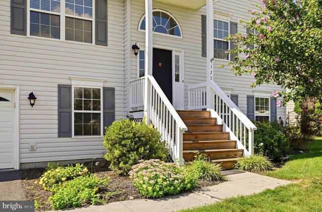 123 FAIRFAX DR, Stephens City, VA 22655
