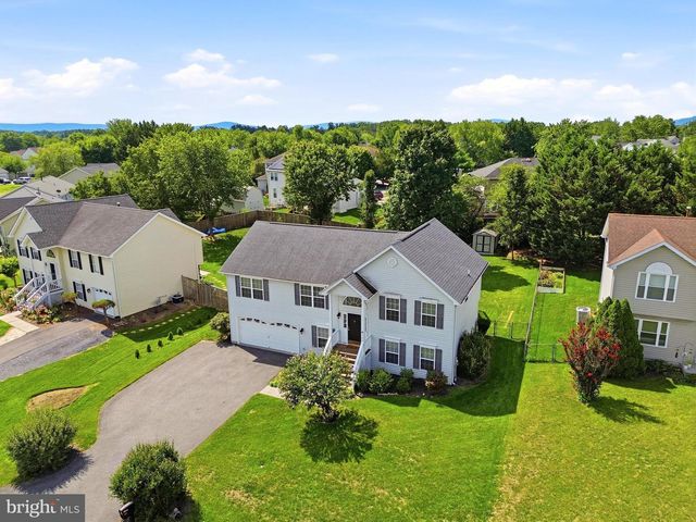 123 FAIRFAX DR, Stephens City, VA 22655