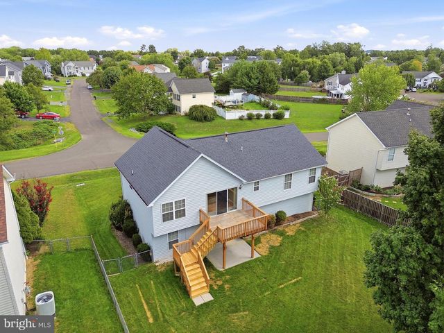 123 FAIRFAX DR, Stephens City, VA 22655