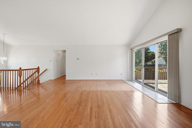 123 FAIRFAX DR, Stephens City, VA 22655