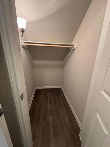 149 Camelot Place Court, Conroe, TX 77304
