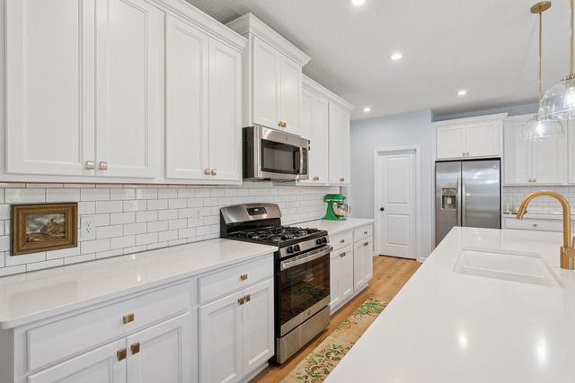 20076 80th Avenue, Corcoran, MN 55340