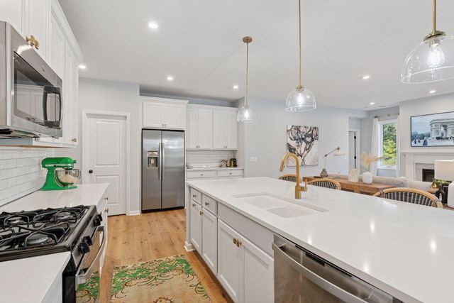 20076 80th Avenue, Corcoran, MN 55340