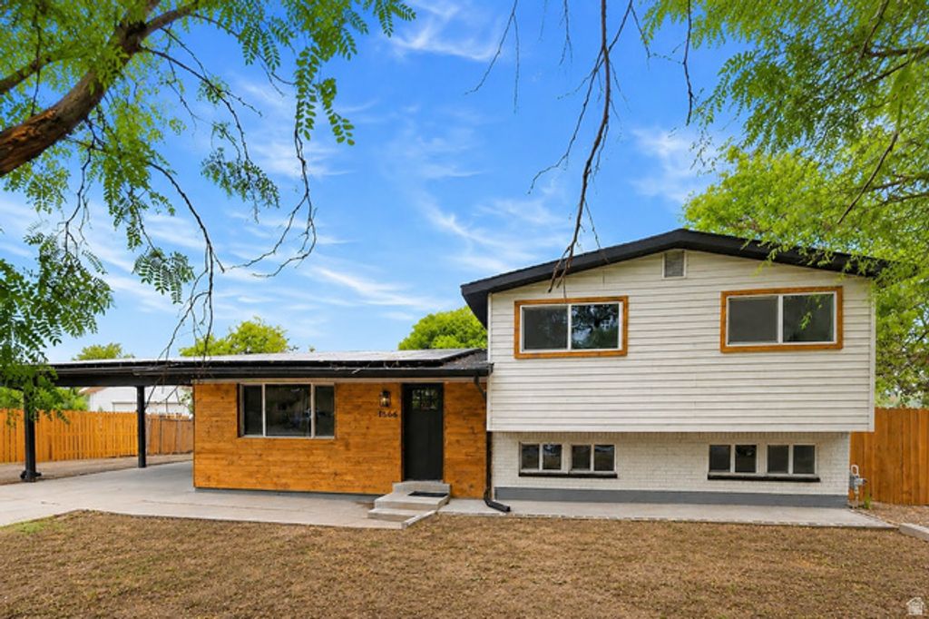 1366 W PARKWAY AVE, Salt Lake City, UT 84119