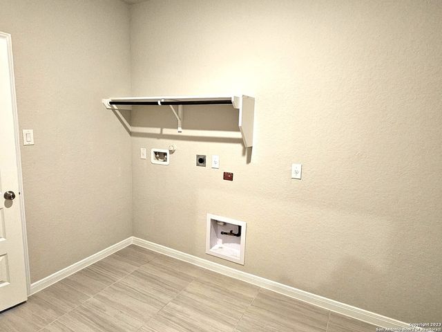 12549 ROTHAU DR, Schertz, TX 78154