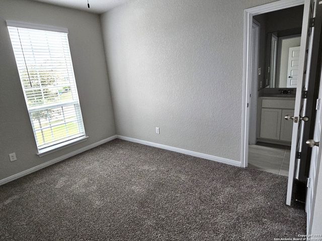 12549 ROTHAU DR, Schertz, TX 78154