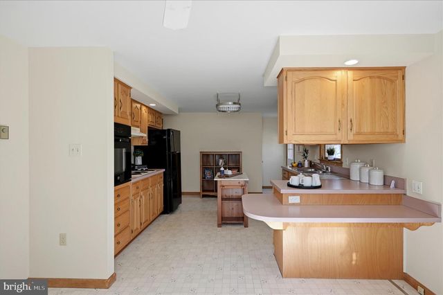 804 N REYMANN ST, Ranson, WV 25438