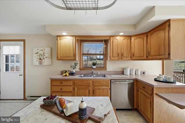 804 N REYMANN ST, Ranson, WV 25438