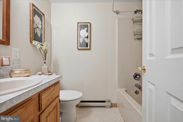 804 N REYMANN ST, Ranson, WV 25438