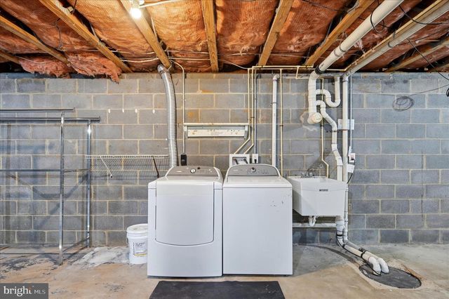 804 N REYMANN ST, Ranson, WV 25438