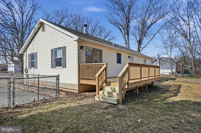 804 N REYMANN ST, Ranson, WV 25438