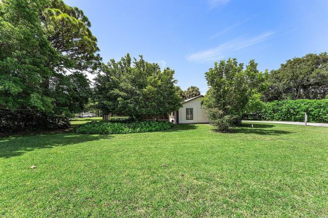 3725 Lone Pine Road, Delray Beach, FL 33445