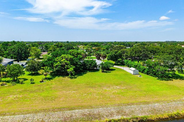 3725 Lone Pine Road, Delray Beach, FL 33445