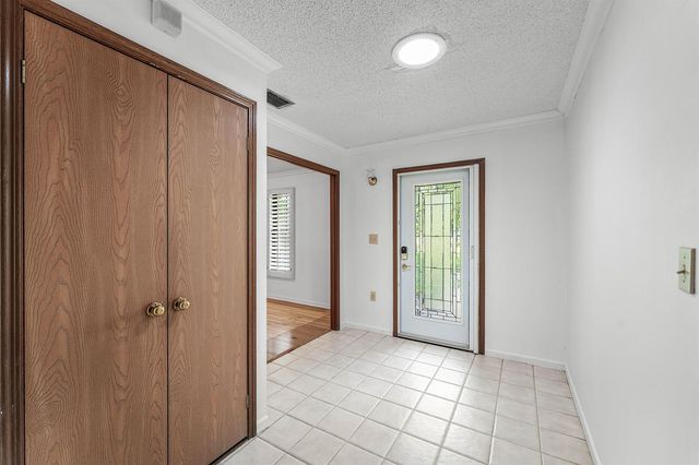 3725 Lone Pine Road, Delray Beach, FL 33445