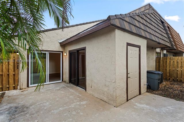 4159 Palm Bay Circle A, West Palm Beach, FL 33406