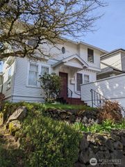 731 34th Avenue, Seattle, WA 98122
