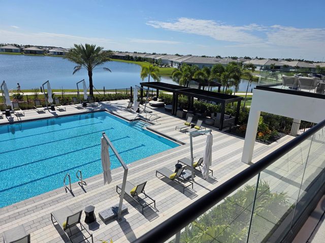 9866 SW Veronese Drive, Port St Lucie, FL 34987