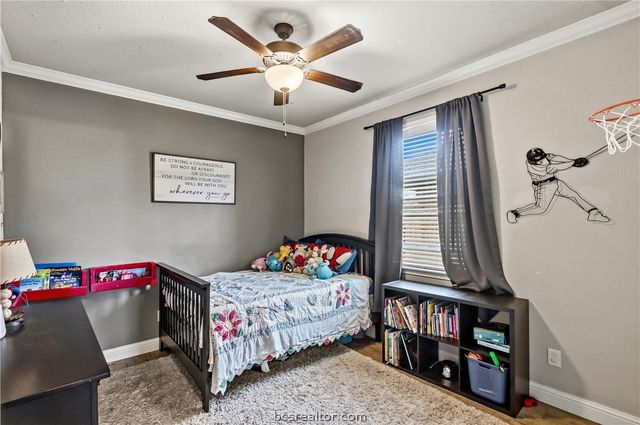 2129 Chestnut Oak Circle, College Station, TX 77845