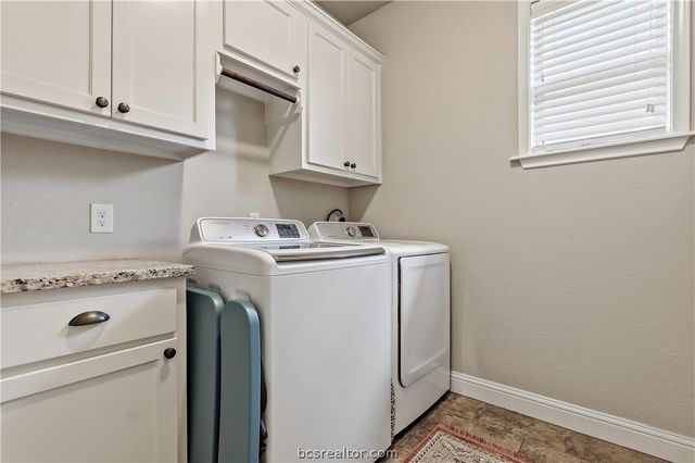 2129 Chestnut Oak Circle, College Station, TX 77845