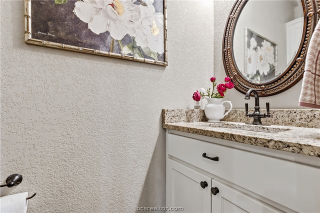 2129 Chestnut Oak Circle, College Station, TX 77845