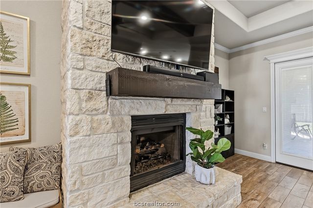 2129 Chestnut Oak Circle, College Station, TX 77845