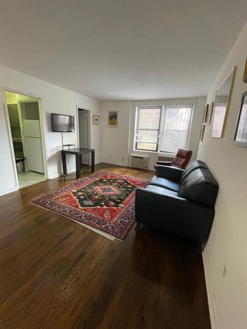 415 Beverly Road 1J, Brooklyn, NY 11218