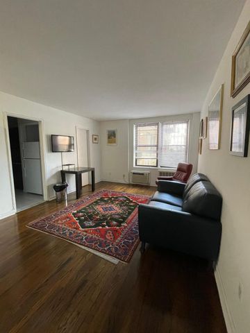 415 Beverly Road 1J, Brooklyn, NY 11218