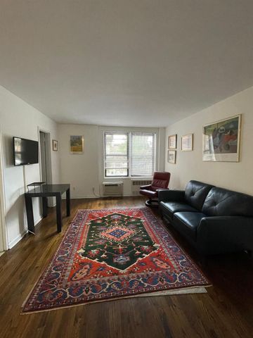 415 Beverly Road 1J, Brooklyn, NY 11218
