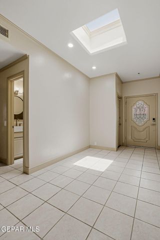 1077 LOS JARDINES Circle, El Paso, TX 79912