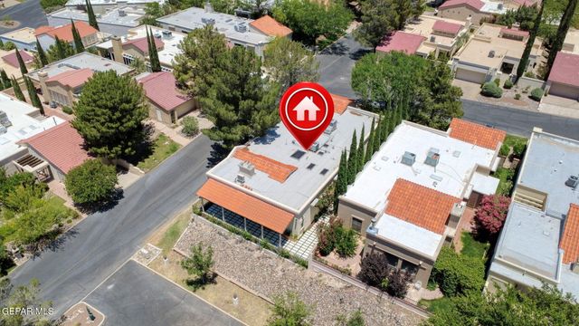 1077 LOS JARDINES Circle, El Paso, TX 79912