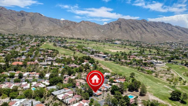 1077 LOS JARDINES Circle, El Paso, TX 79912