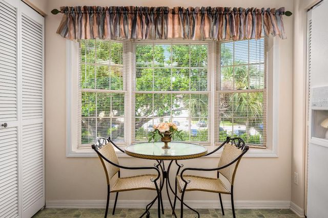 101 W Park Shores Circle 2, Indian River Shores, FL 32963