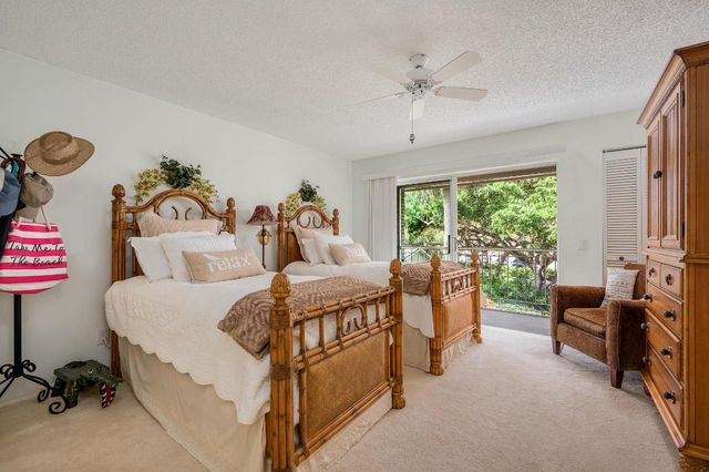 101 W Park Shores Circle 2, Indian River Shores, FL 32963