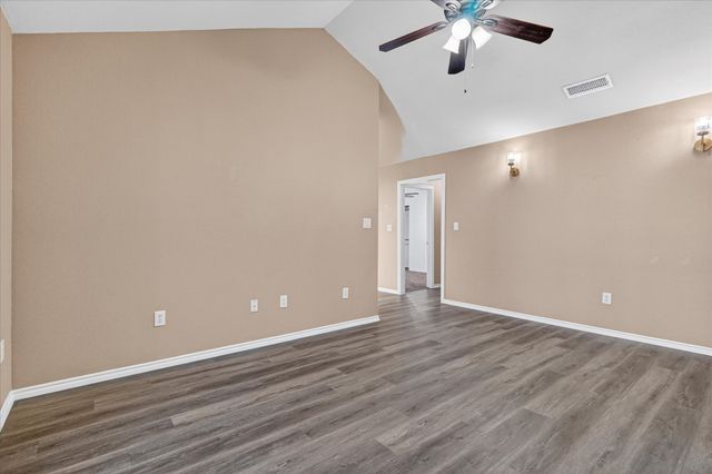 3132 Cedar Hill Street, Denton, TX 76209