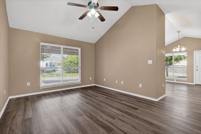 3132 Cedar Hill Street, Denton, TX 76209