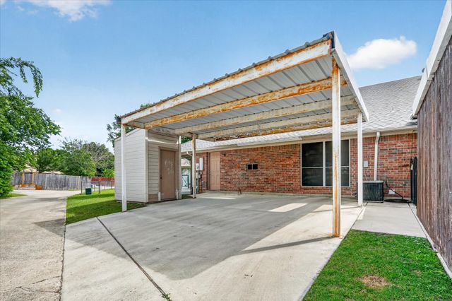 3132 Cedar Hill Street, Denton, TX 76209