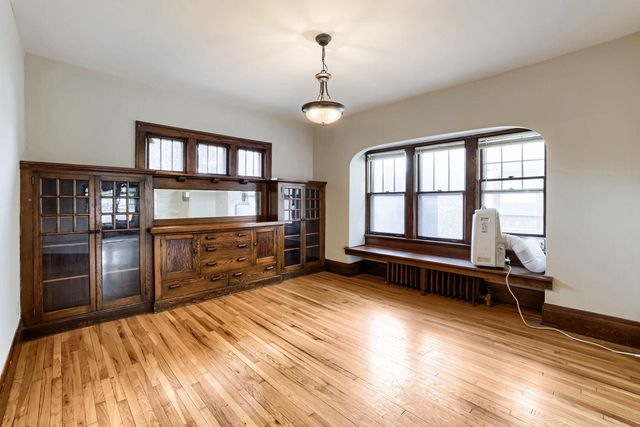 1549 Edmund Avenue, Saint Paul, MN 55104