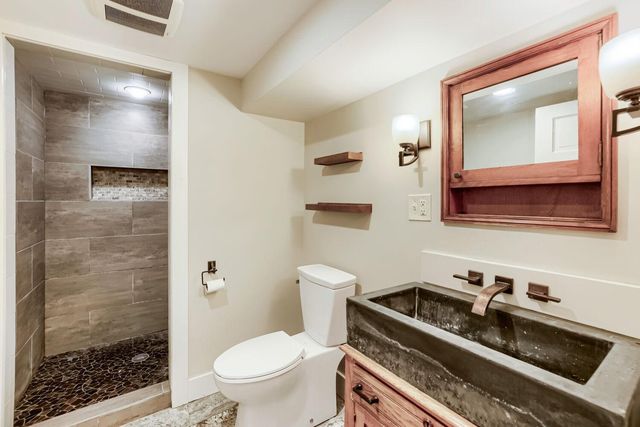 1549 Edmund Avenue, Saint Paul, MN 55104