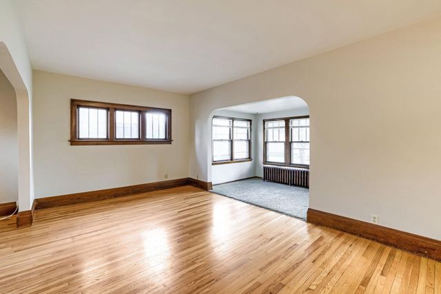 1549 Edmund Avenue, Saint Paul, MN 55104