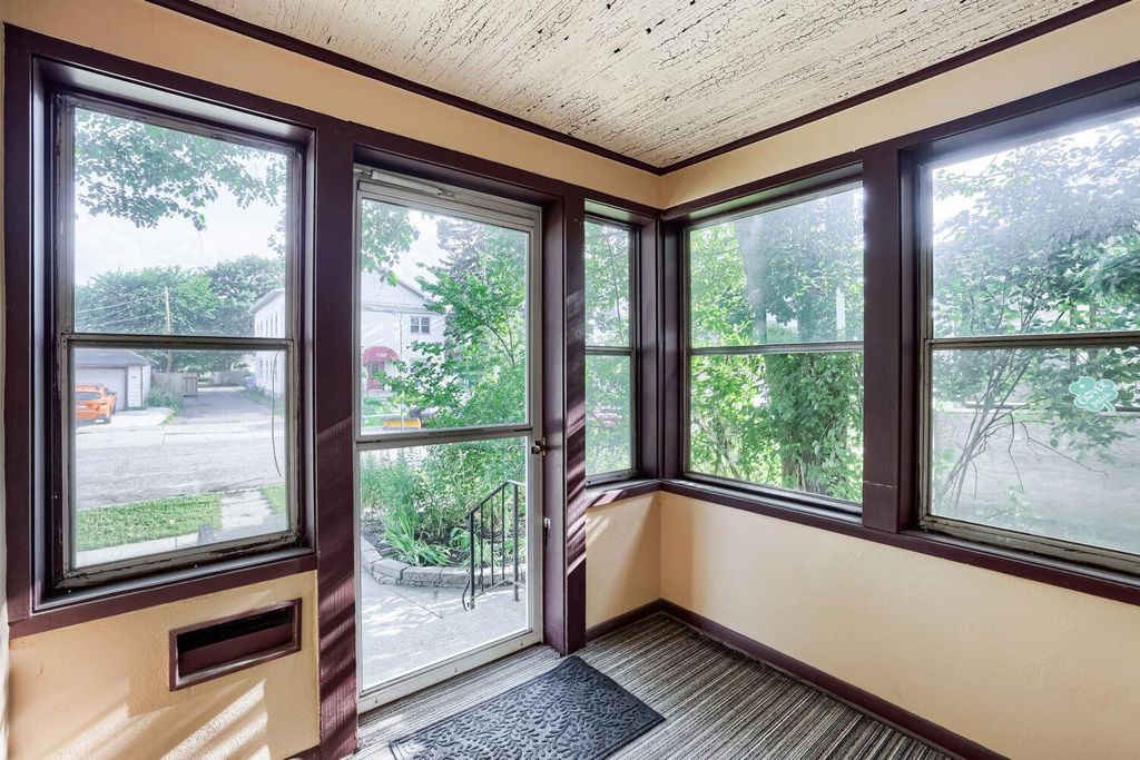 1549 Edmund Avenue, Saint Paul, MN 55104 — photo 4