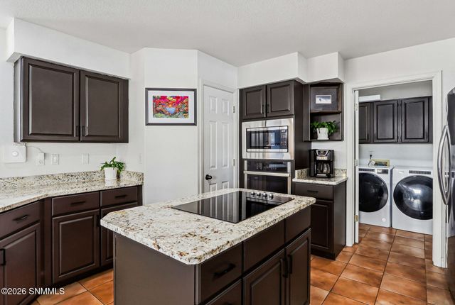 2801 Cloudcroft Circle, Las Cruces, NM 88011