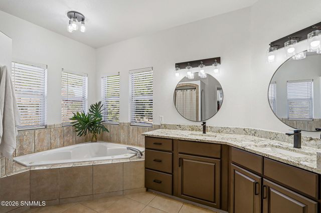 2801 Cloudcroft Circle, Las Cruces, NM 88011