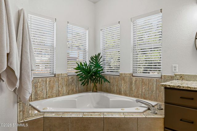 2801 Cloudcroft Circle, Las Cruces, NM 88011