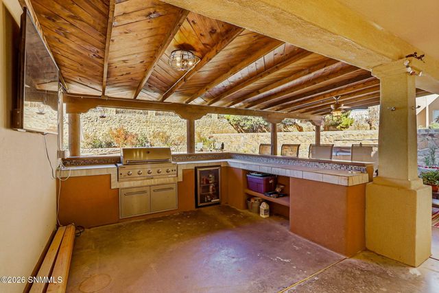 2801 Cloudcroft Circle, Las Cruces, NM 88011